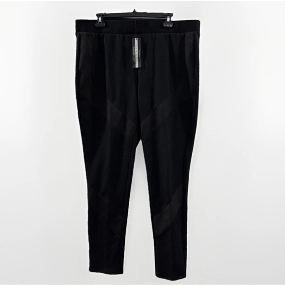 Lane Bryant Pants - NWT Lane Bryant LIVI Plus Size 18 Black High-Rise Mesh Panels Stretch Leggings